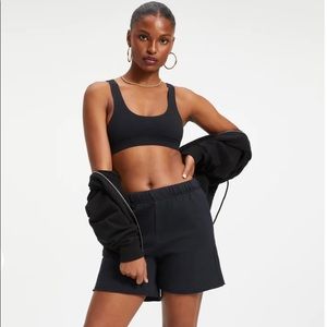 Good American Lounge Scoop Sports Bra